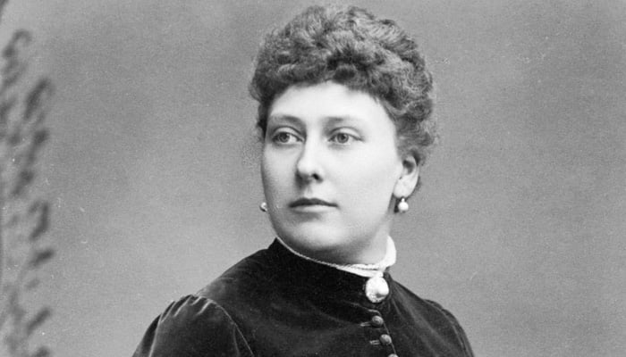 Princess Beatrice Of The United Kingdom Biography - Facts, Childhood