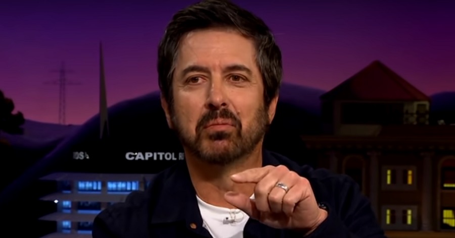 Ray Romano Biography - Facts, Childhood, Family Life & Achievements
