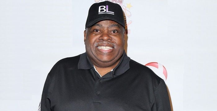 A behind-the-scene look at the life of Reginald VelJohnson. 