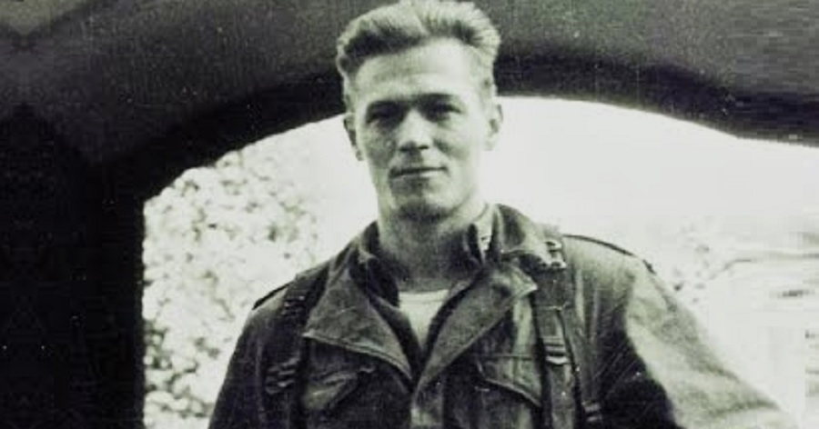 Richard Winters Biography – Facts, Childhood, Family & Achievements