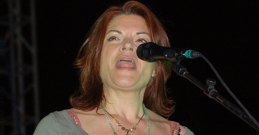 Rosanne Cash Biography - Childhood, Life Achievements & Timeline