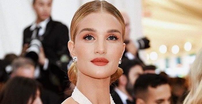 rosie huntington whiteley education rosie huntington whiteley biography facts childhood rosie huntington whiteley education rosie huntington whiteley biography facts childhood