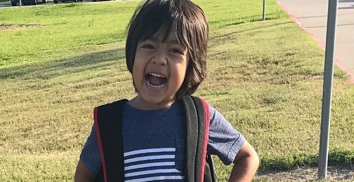 Ryan ToysReview - Bio, Facts, Family Life of YouTuber