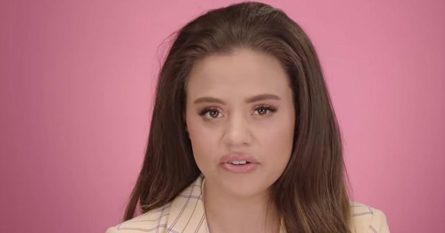 Sarah Jeffery Biography - Facts, Childhood, Family Life 