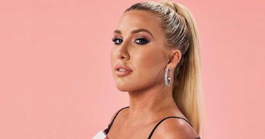 Savannah Chrisley - Bio, Facts, Family Life of Reality TV 