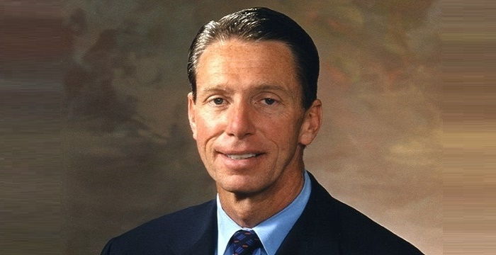 Stephen F. Lynch Biography - Childhood, Life Achievements 