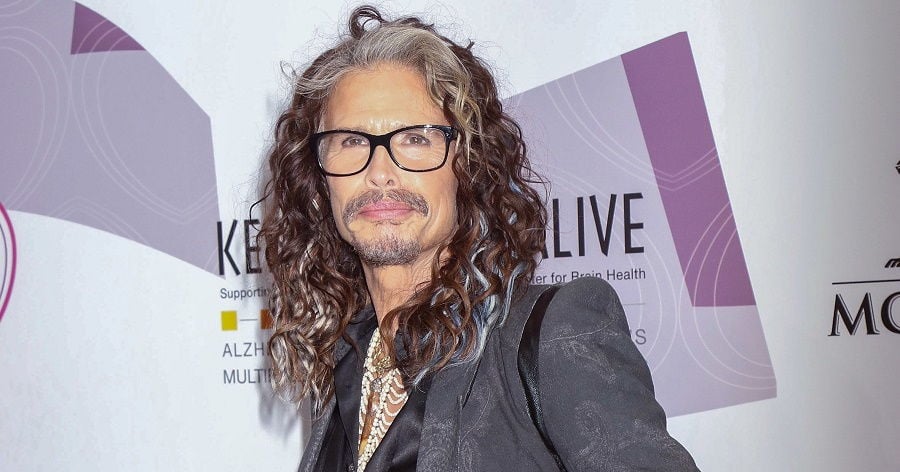 Steven Tyler Biography - Childhood, Life Achievements & Timeline