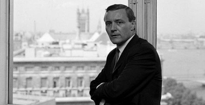 Tony Benn Biography - Childhood, Life Achievements & Timeline Tony Benn Biography - Childhood, Life Achievements & Timeline