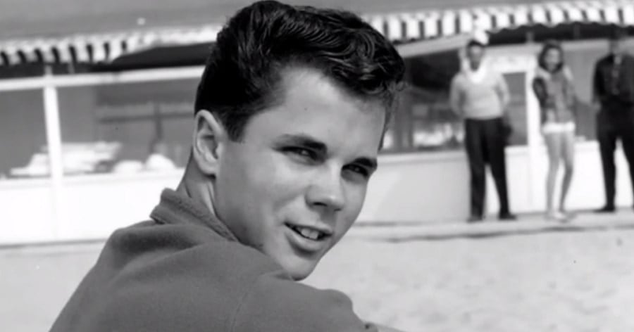 A behind-the-scene look at the life of Tony Dow. 