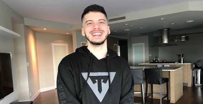 Typical Gamer (@typicalgamer) • Instagram photos and videos