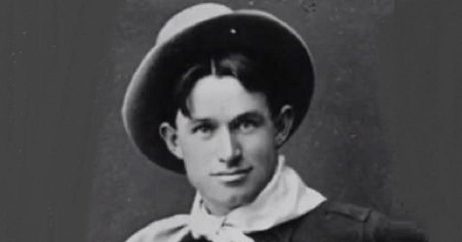 Will Rogers Biography - Childhood, Life Achievements & Timeline