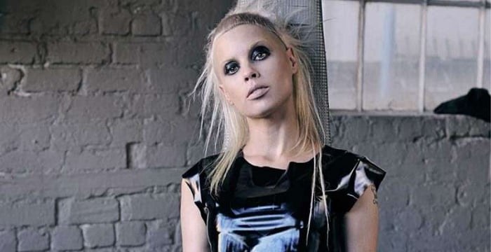 Yolandi Visser (Anri du Toit) - Bio, Facts, Family Life of South