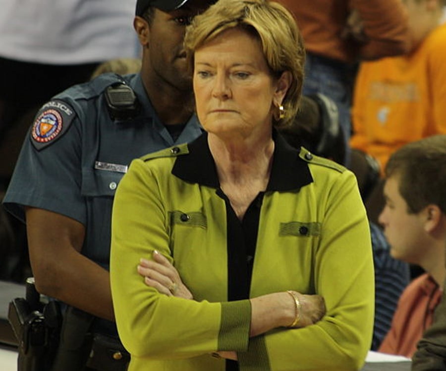 Pat Summitt Biography - Facts, Childhood, Family Life & Achievements