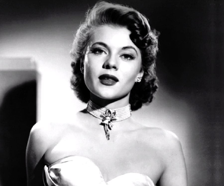 Peggie Castle Biography Facts Childhood Family Life Achievements. www.thefa...