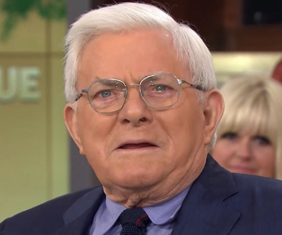Phil Donahue Bio Net Worth Facts Wiki Married Wife Children Images