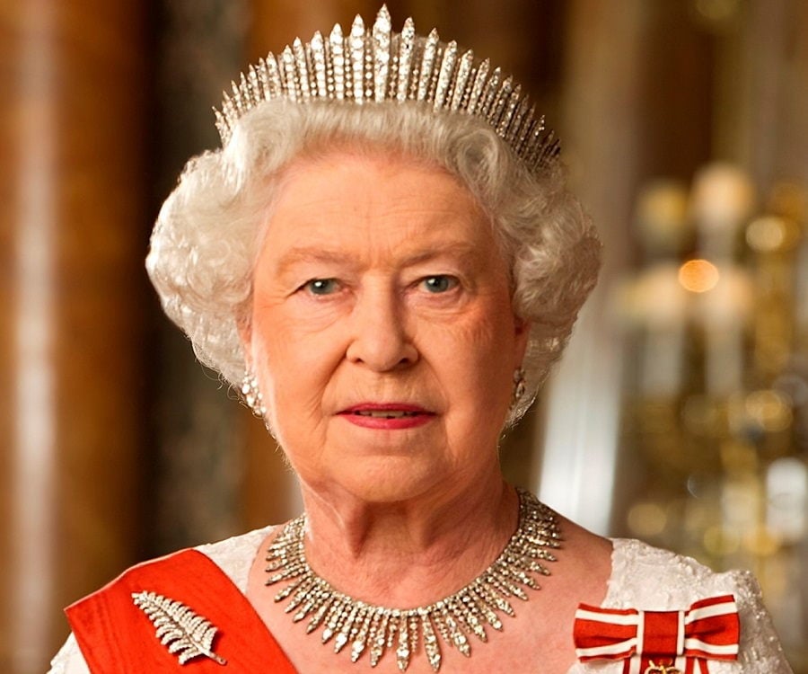 who is queen elizabeth biography