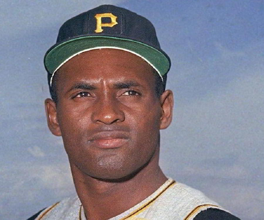 biography roberto clemente