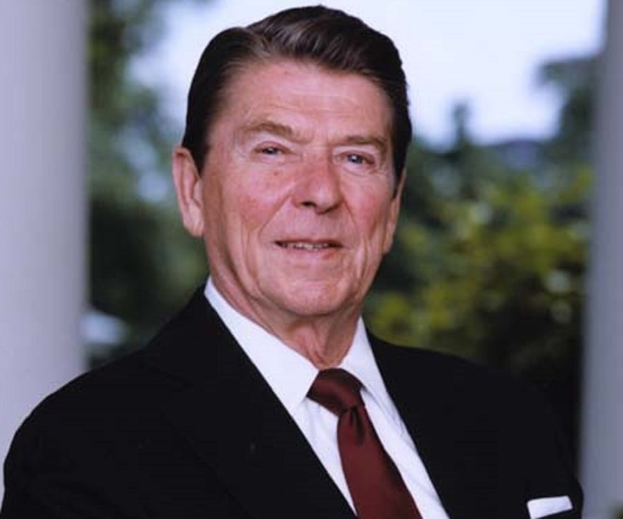 short biography of ronald reagan