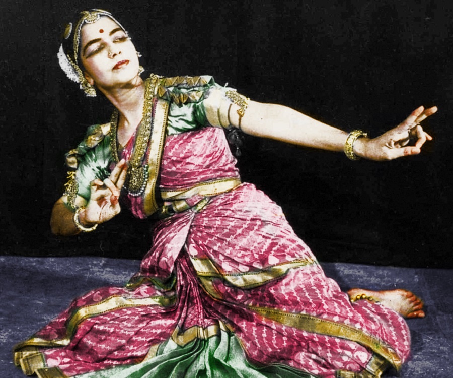 Rukmini Devi Arundale Biography - Childhood, Life Achievements & Timeline