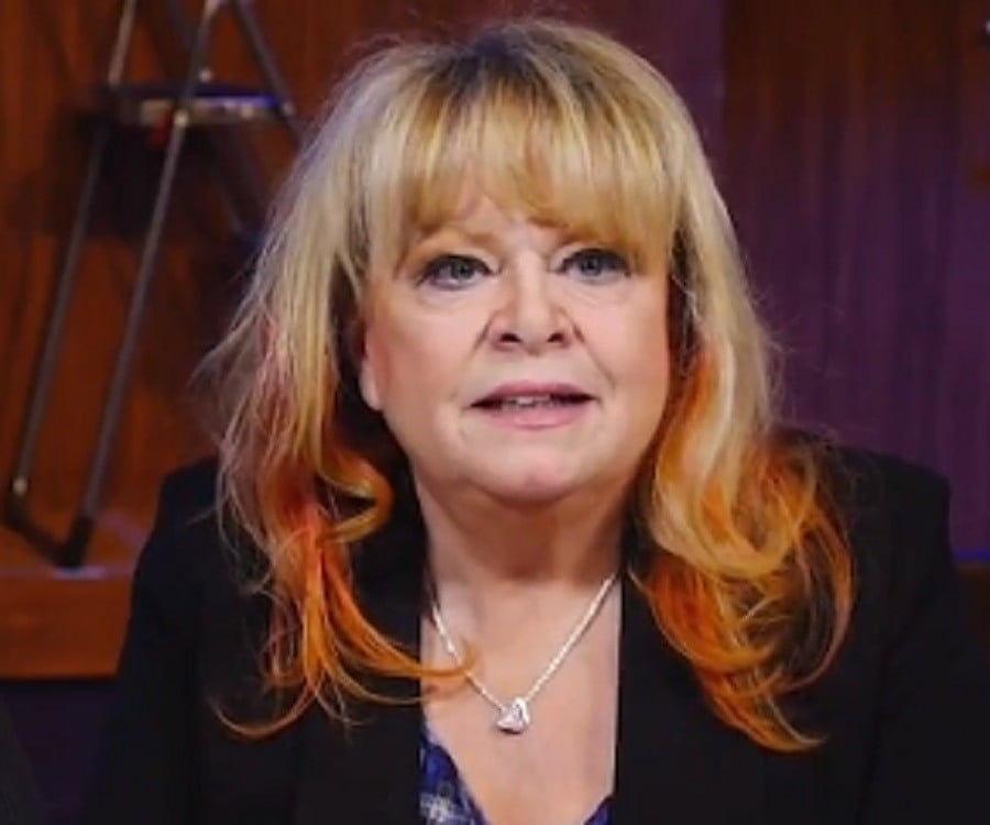 Sally struthers photos