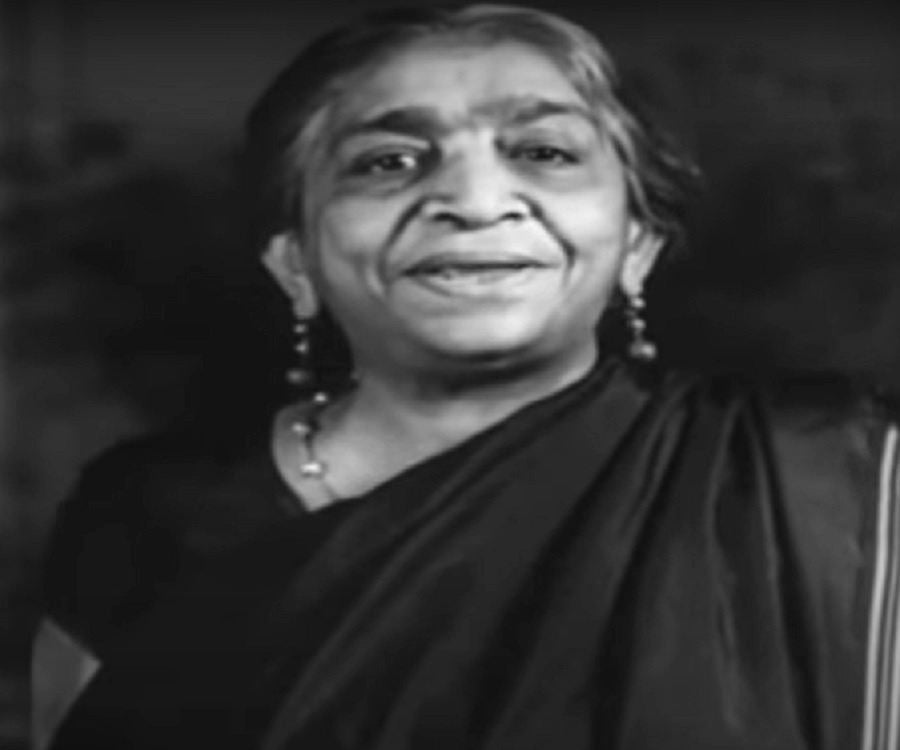 biography of sarojini naidu in english