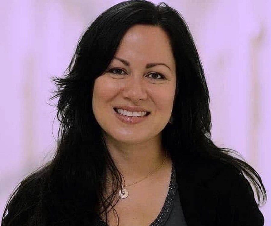 Shannon Lee Biography - Facts, Childhood, Family Life & Achievements