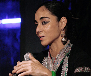 Shirin Neshat Biography - Childhood, Life Achievements & Timeline