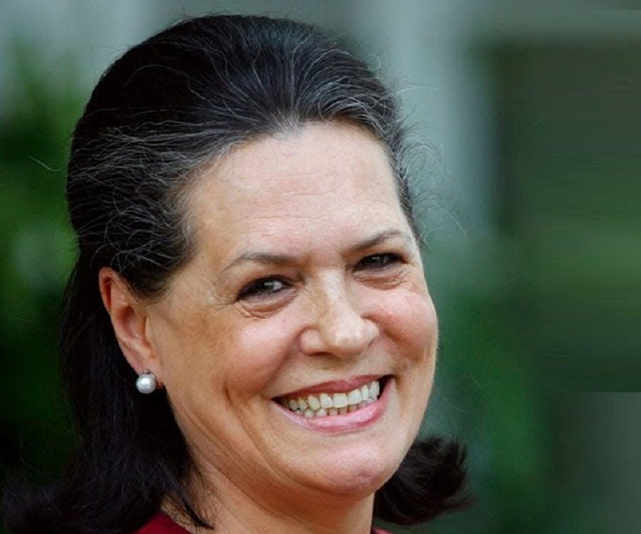 biography sonia gandhi