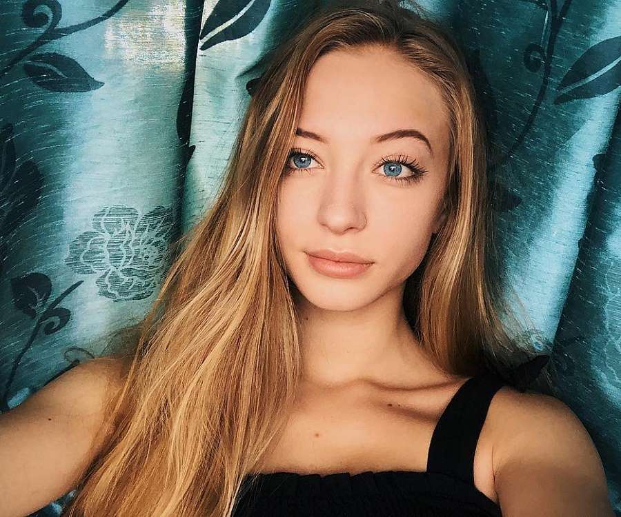 Sophia Diamond Biography - Facts, Childhood, Family Life & Achievements