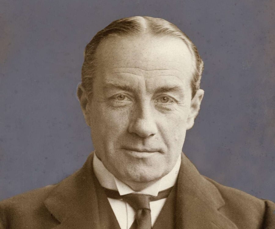 Stanley Baldwin Biography in Hindi