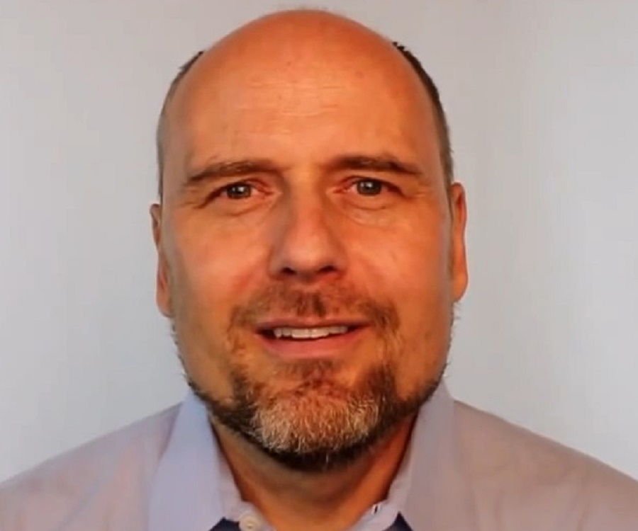 Stefan Molyneux Biography - Facts, Childhood, Family ...