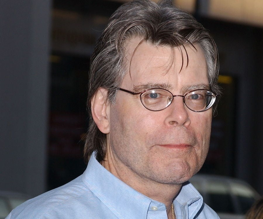 short biography of stephen king