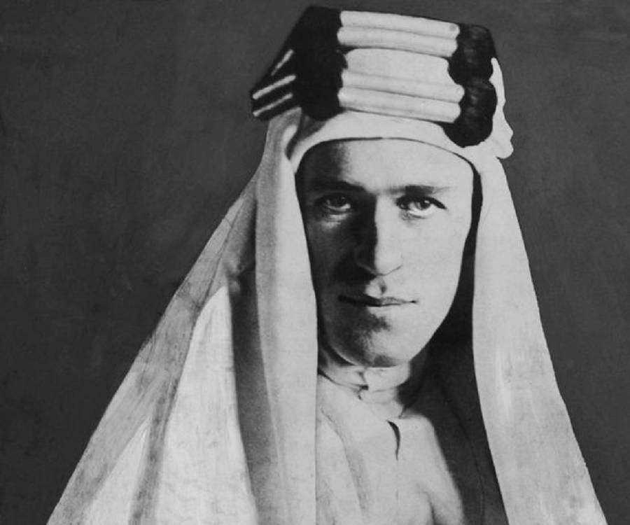 best biography t e lawrence