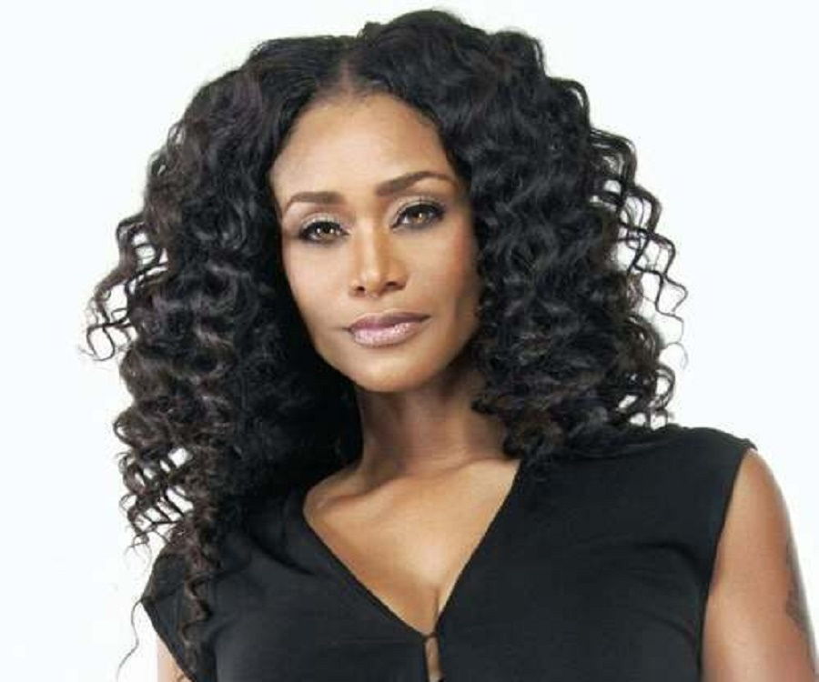 Tami Roman Biography - Facts, Childhood, Family Life of TV Personality.