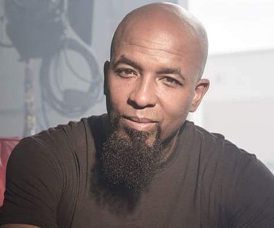 Tech N9ne (Aaron Dontez Yates) Biography Facts, Childhood, Family