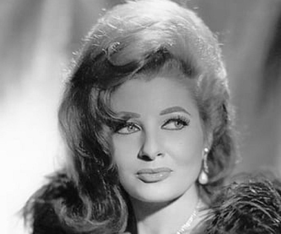 Tempest Storm (Annie Blanche Banks) Biography - Facts, Childhood, Family Li...