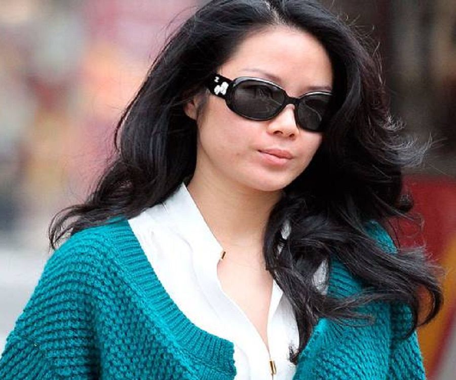 Tinglan Hong Biography Facts, Childhood, Family Life & Achievements