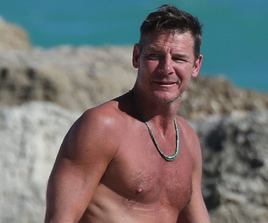 Ty Pennington, s an American television host, model 