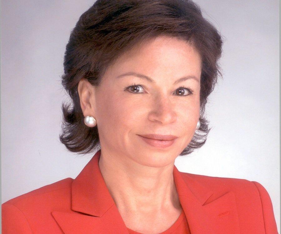 Image of valerie jarrett biography