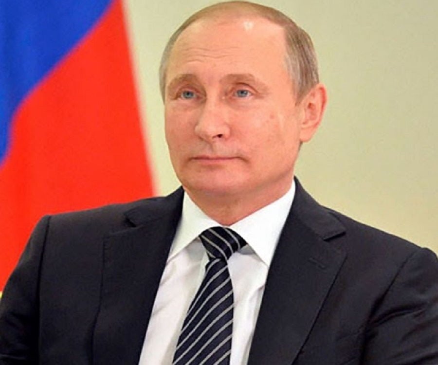 vladimir putin biography summary