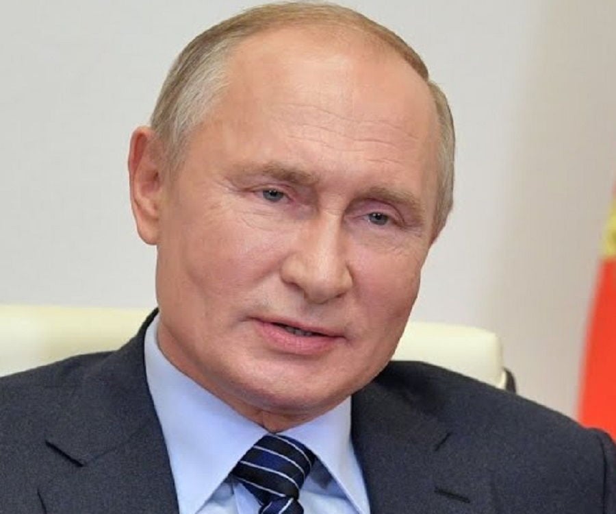 vladimir putin history biography