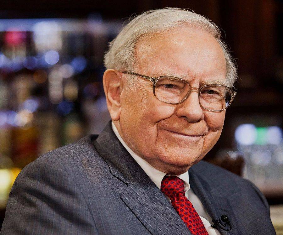 best biography warren buffett