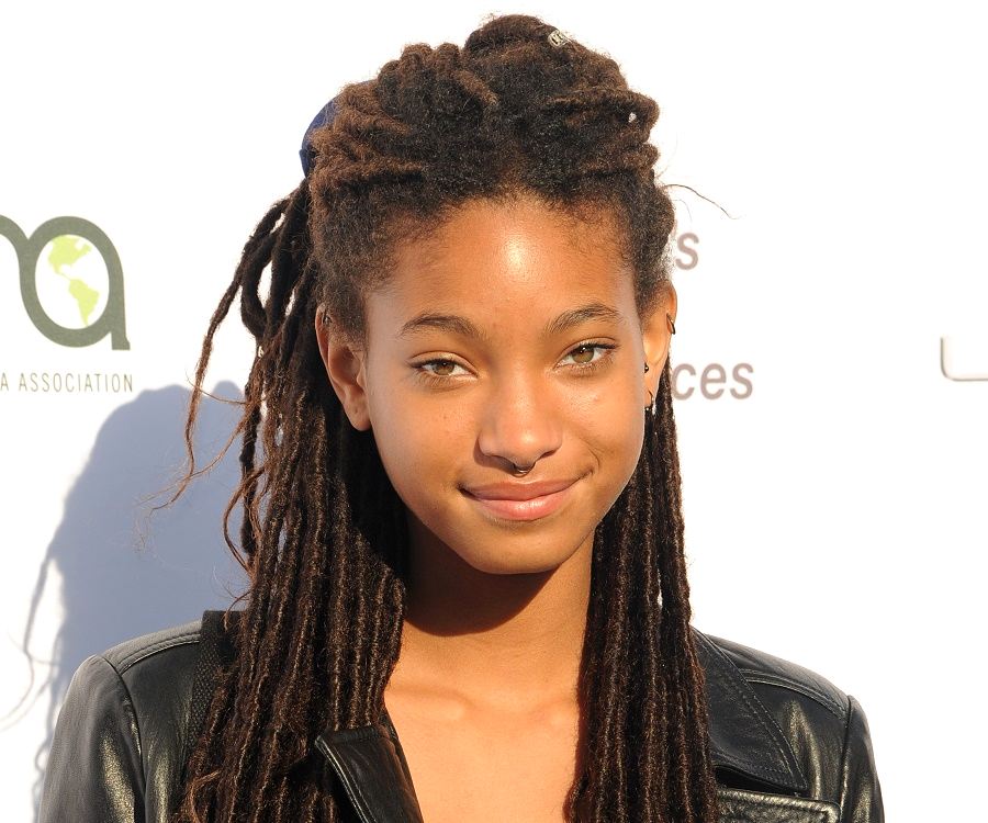 Hollywood : Will Smith's daughter Willow Smith addresses the actor's Oscars altercation with Chris Rock.