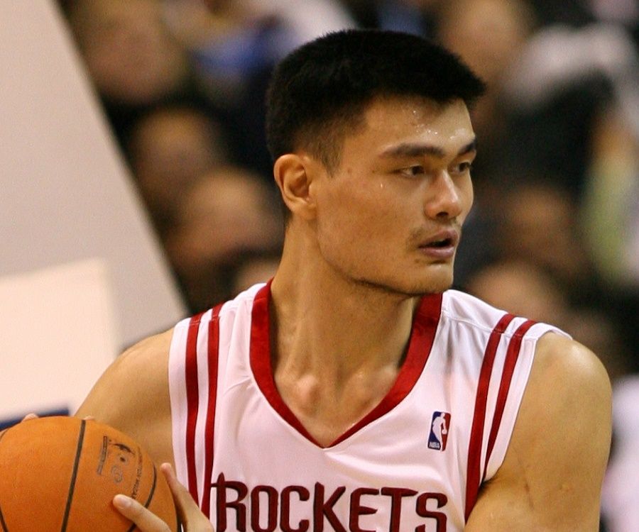 Yao Ming Biography Facts Childhood Family Life Achievements Of Chinese Basketball Player