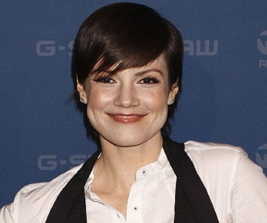 Zoe mclellan pics