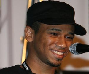 Aaron McGruder Biography