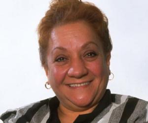Adile Naşit