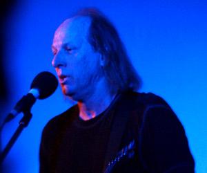 Adrian Belew