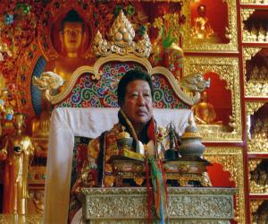 Akong Rinpoche Biography