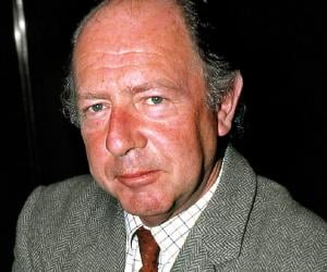 Alan Coren Biography